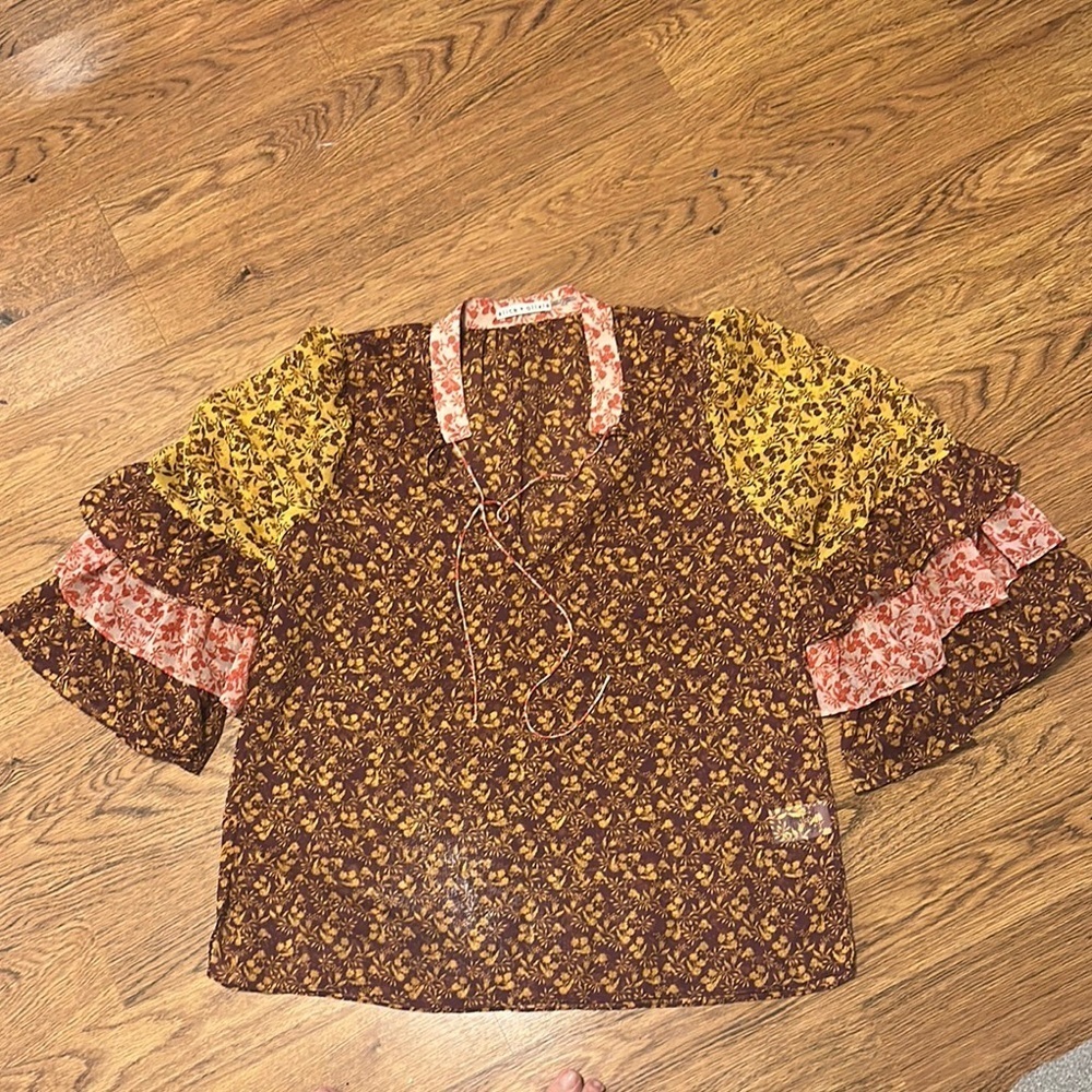 Alice + Olivia Multicolor Patterned Blouse sheer XL ruffle sleeve boho v neck